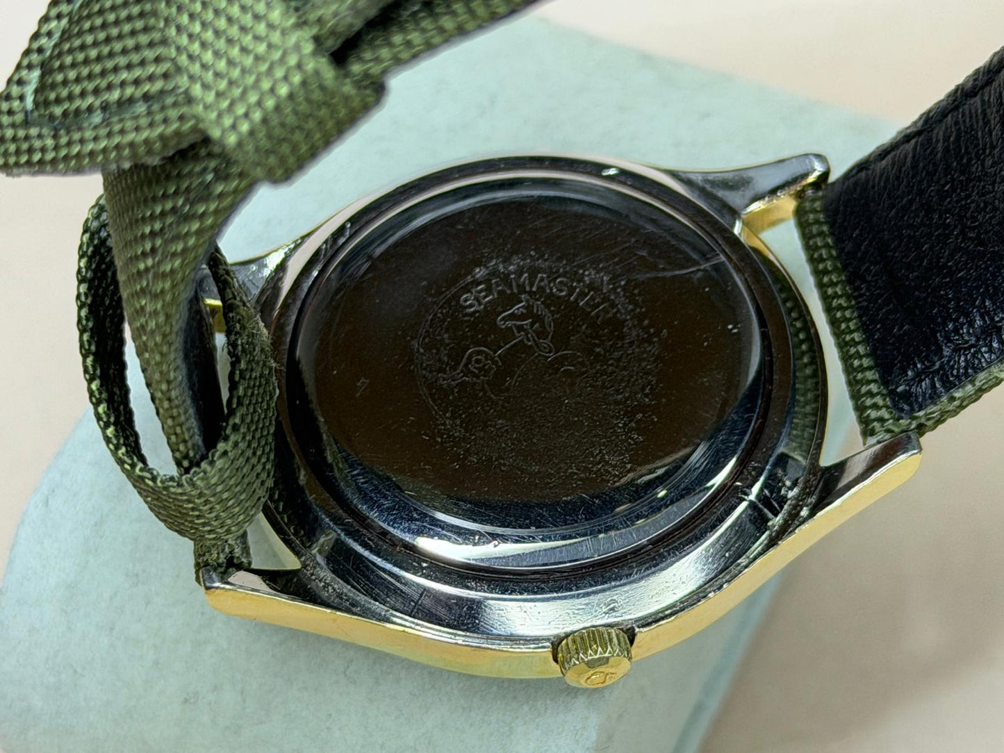 OMEGA Seamaster Cosmic 2000 Automatic – Green Dial, Gold-Tone Case (Vintage)