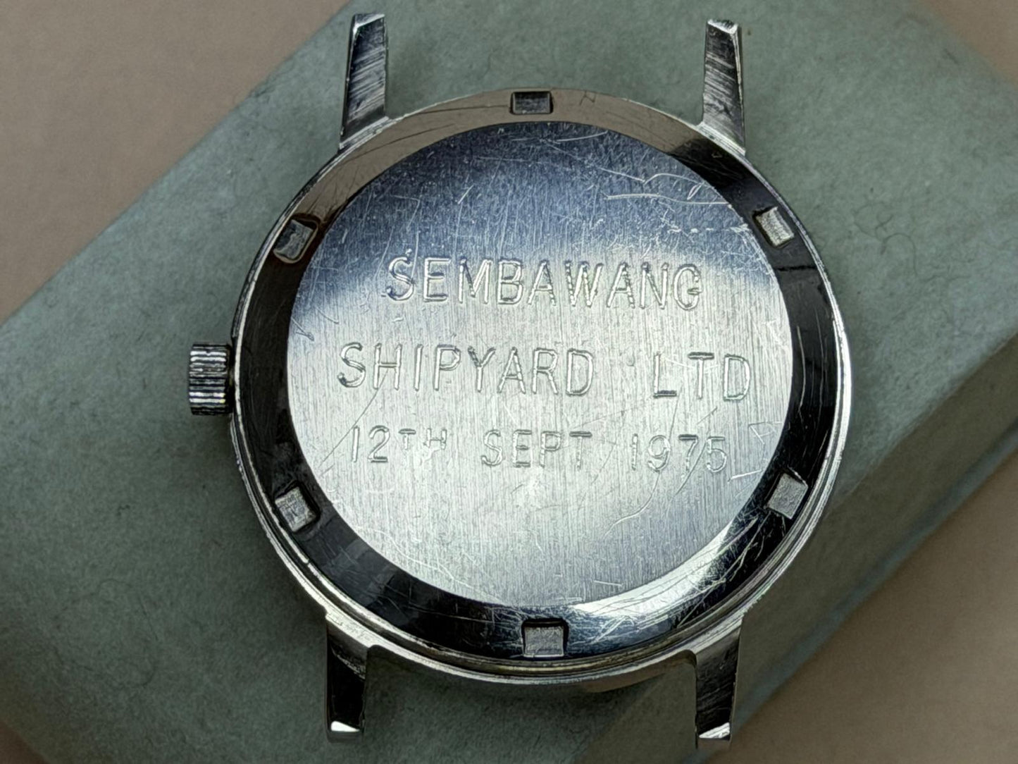 OMEGA Genève Automatic – Blue Sunburst Date Dial