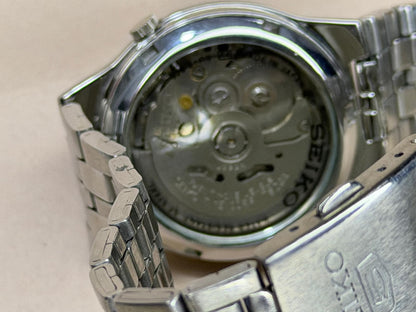 SEIKO Automatic – Silver Dial, Day-Date, Dress Watch (Vintage)