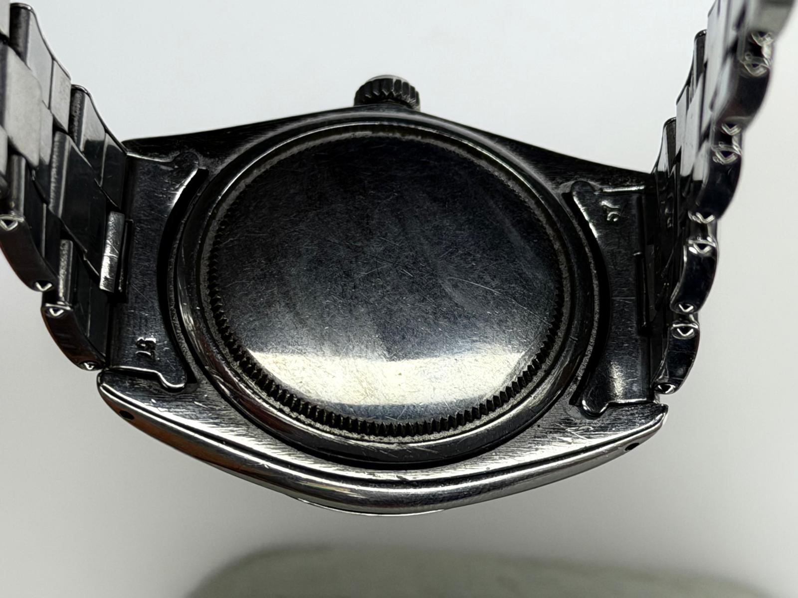 ROLEX Oysterdate – Gold Dial, Date, Dress Watch (Vintage)