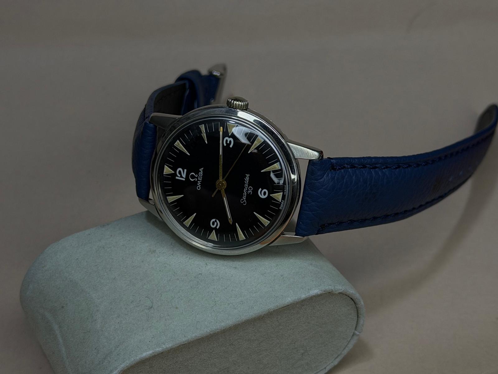 OMEGA Seamaster – Black Dial, Date, Vintage Watch