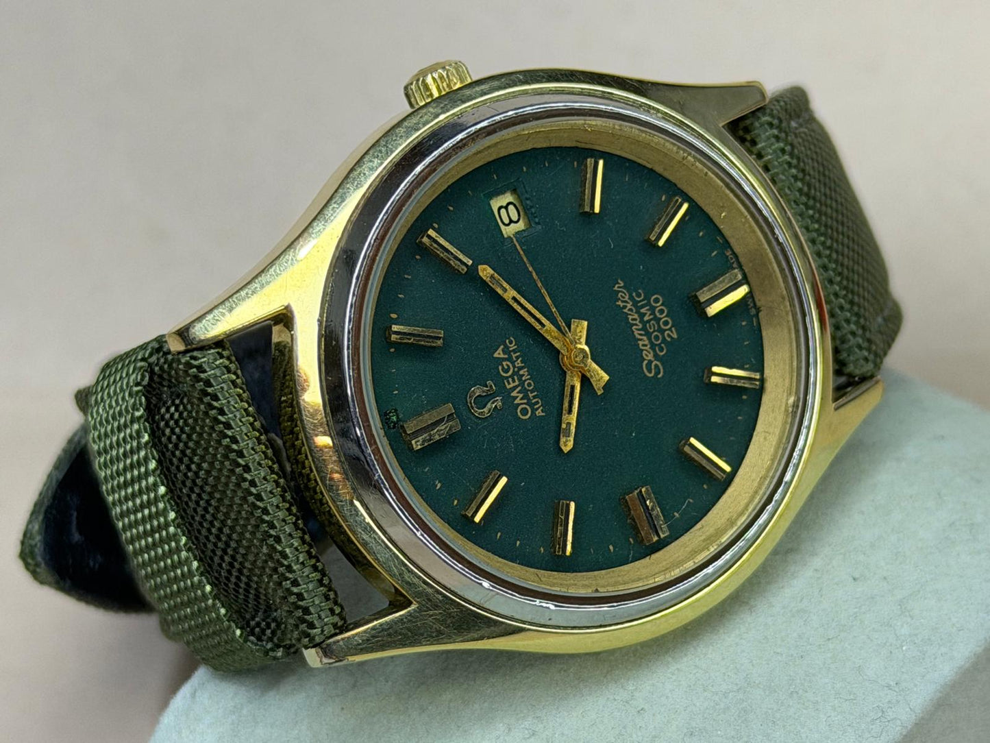 OMEGA Seamaster Cosmic 2000 Automatic – Green Dial, Gold-Tone Case (Vintage)