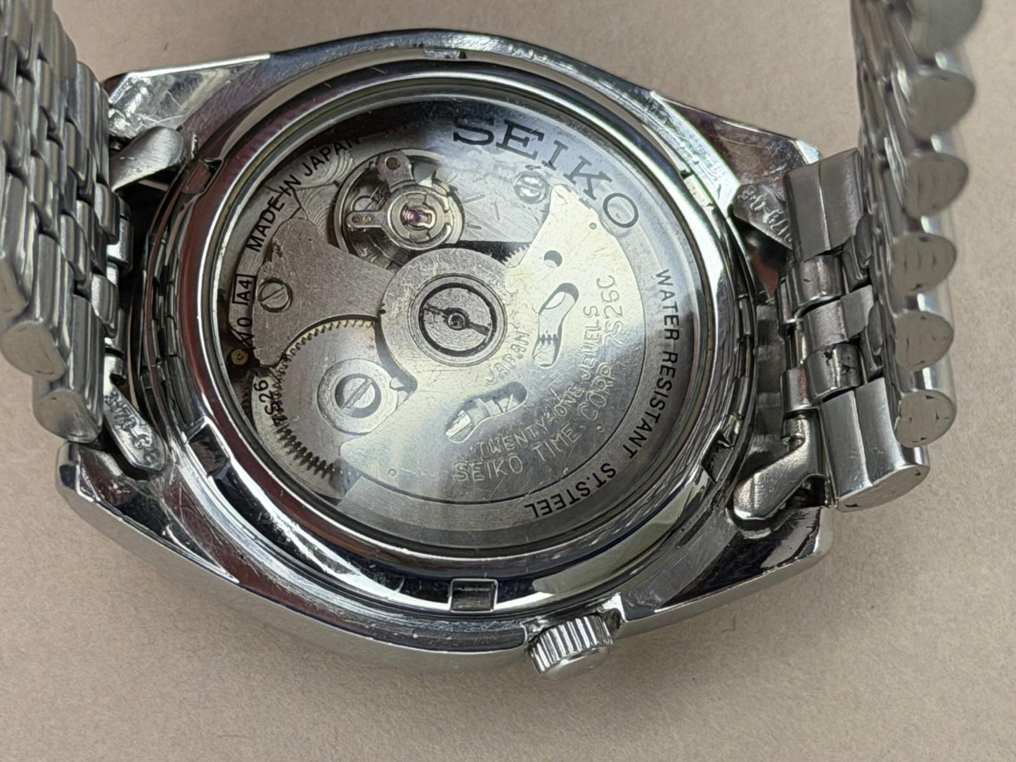 SEIKO 5 – Automatic, Yellow Dial, Day-Date, Vintage Wristwatch