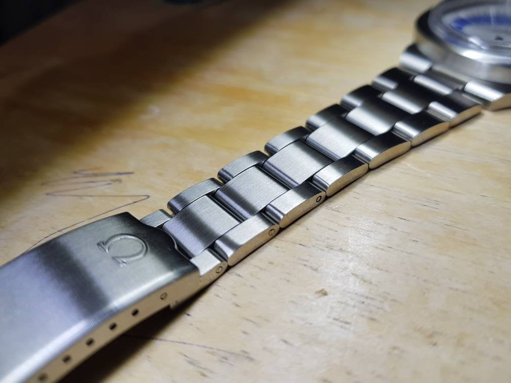 vintage omega 9.30mm lug bracelet Omega bracelets numbers 1181/184 1186/215, 1189/191 and 1198/195 on sale